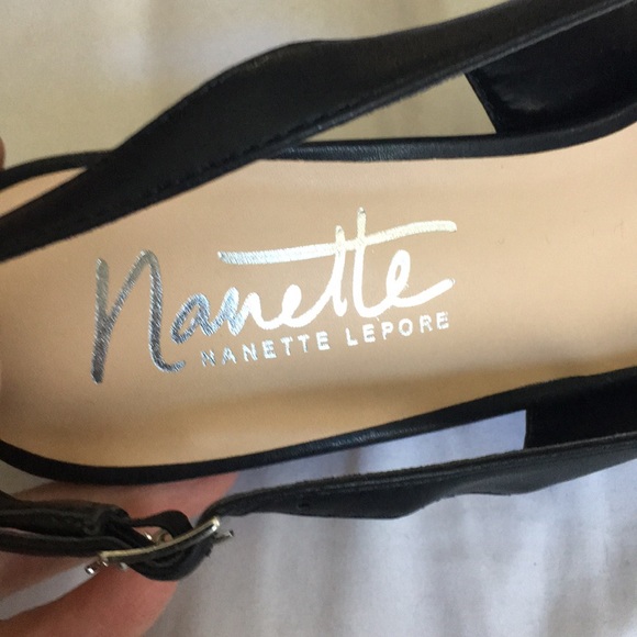 Nanette Lepore pump with sparkly embellishments - Picture 4 of 5
